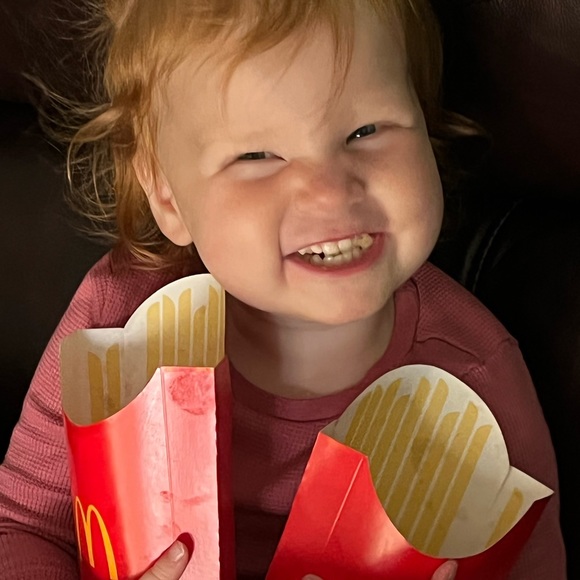 Meet your Posher, Janie - Picture 4 of 4